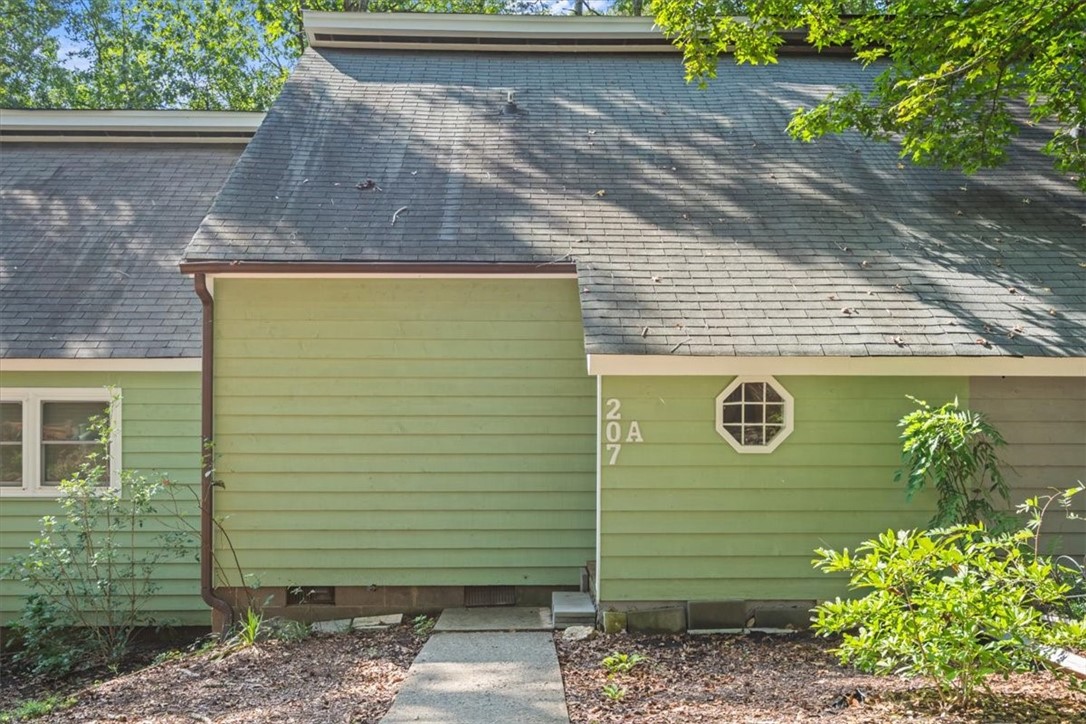 207 Harbor Drive A