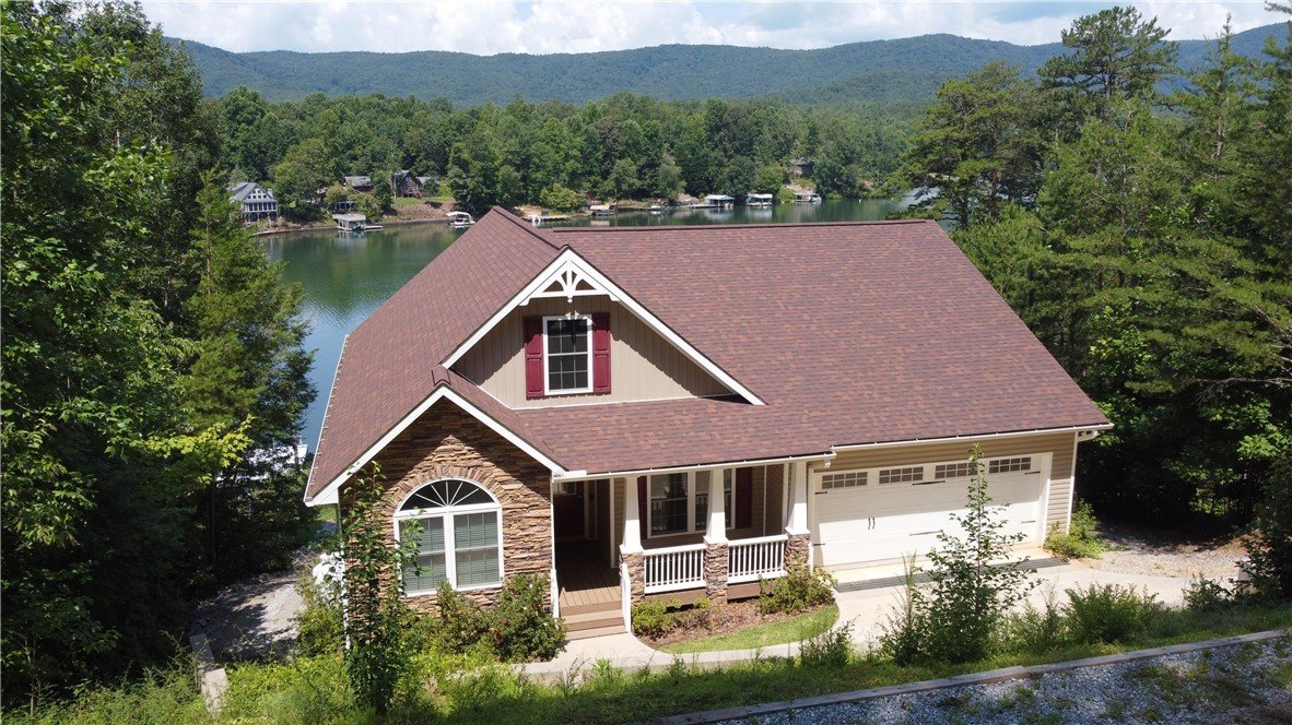 110 Lake Ridge Lane