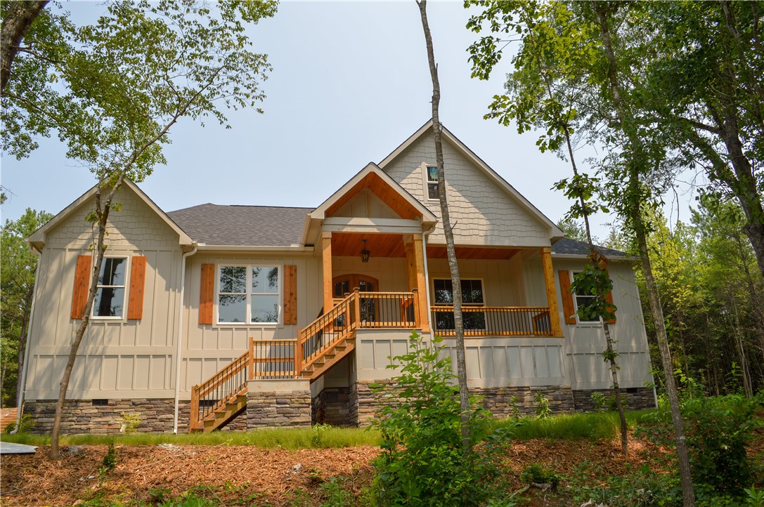 110 W Waters Edge Lane