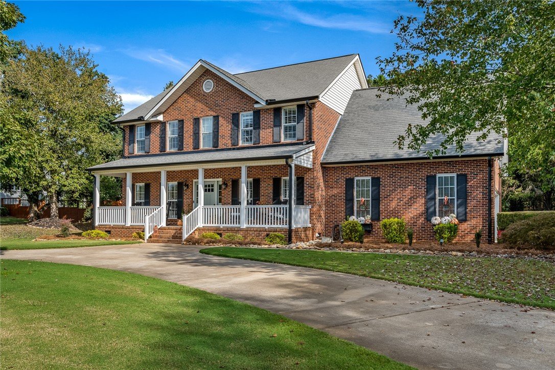 106 Ellsworth Lane