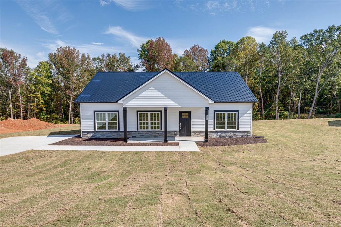 304 Lakeshore Drive