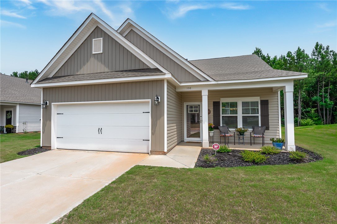 108 Bellflower Lane