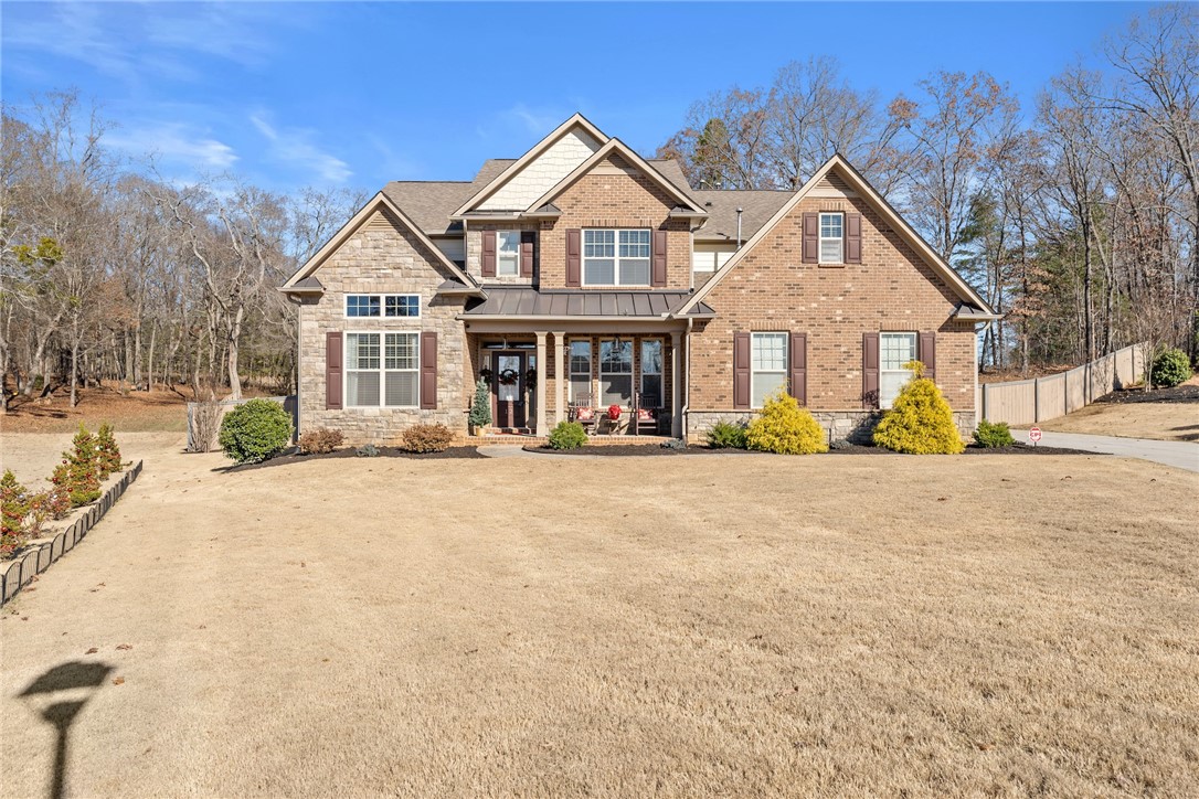 12 Vineyard Way