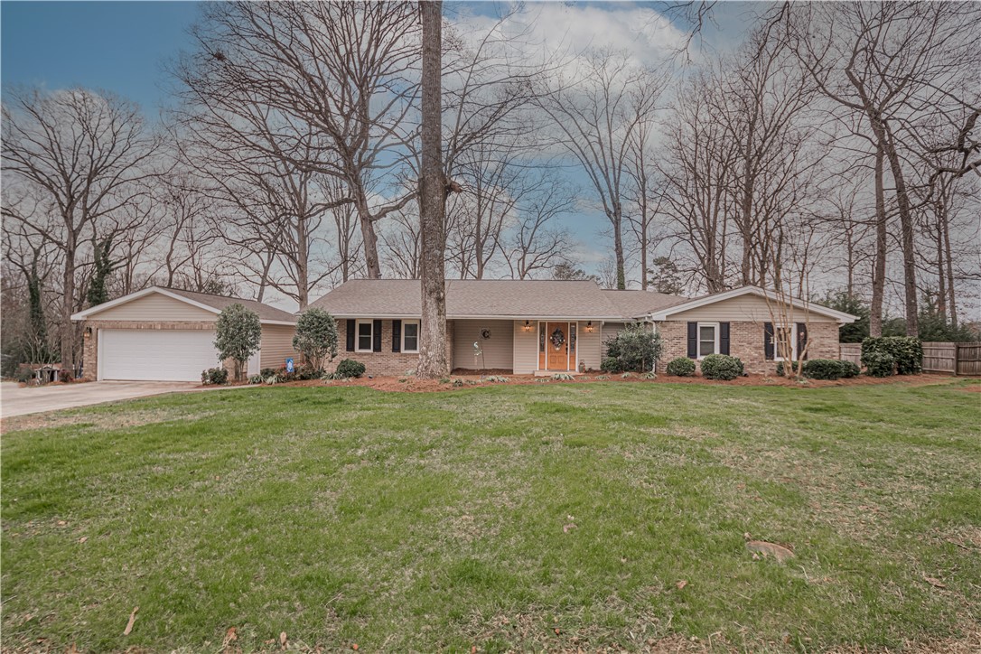 104 Robinall Drive