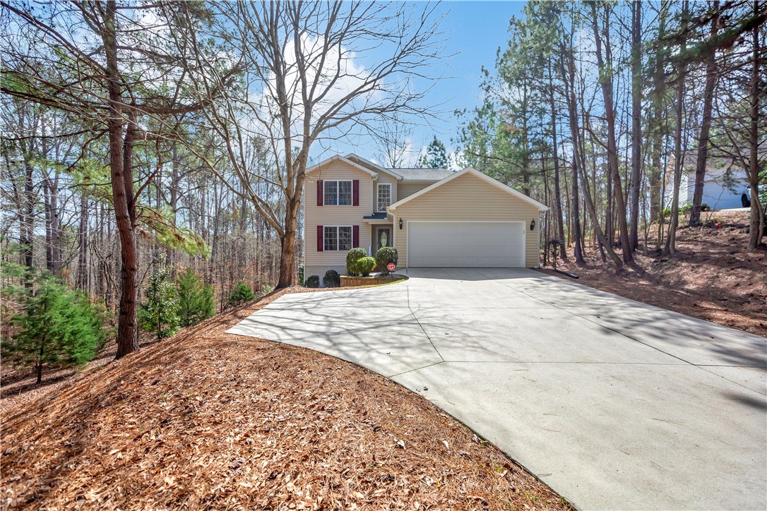615 Windy Oaks Lane
