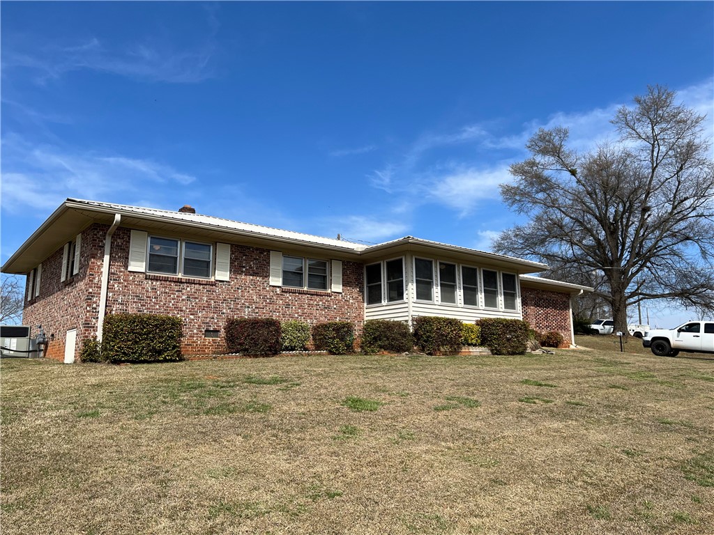 402 Dalton Road