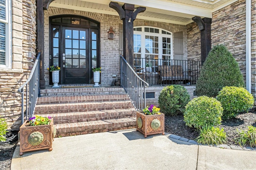 116 Kettle Oak Way