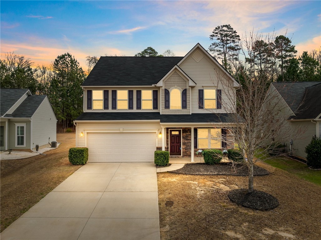 221 Creekside Way