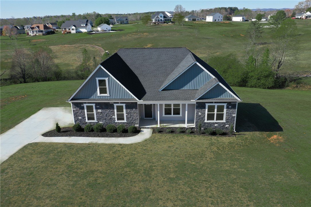 1708 Troon Lane