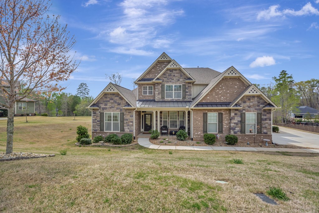 3 Vineyard Way