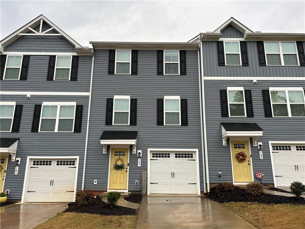 107 Watford Place