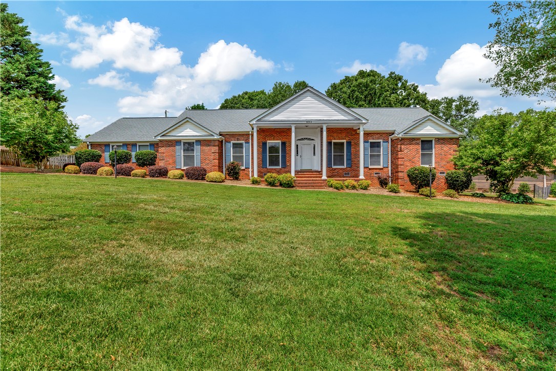 403 Regency Circle