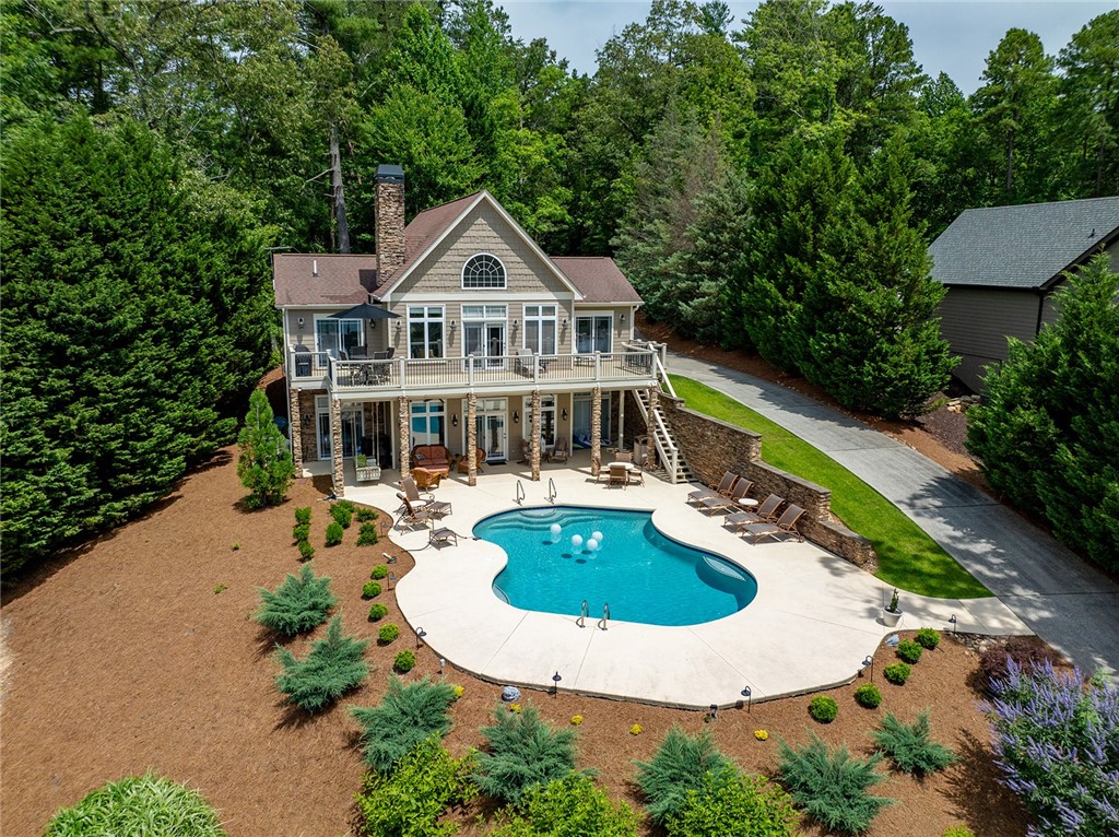 914 Longshore Drive