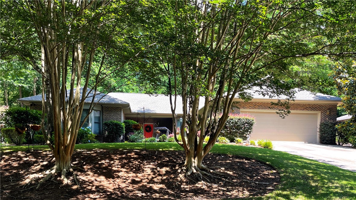 614 Downs Loop