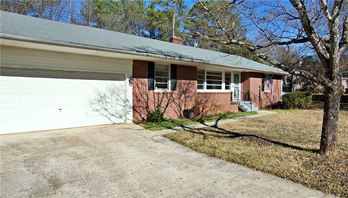 222 Bedford Forest Avenue