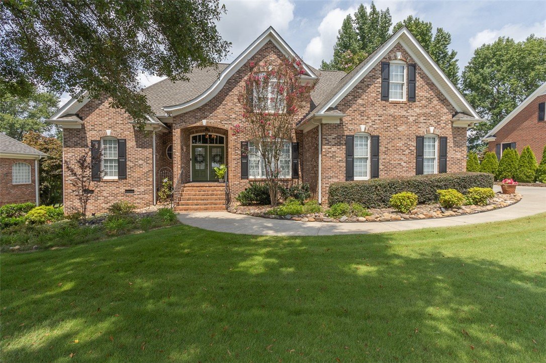 142 Parkside Drive