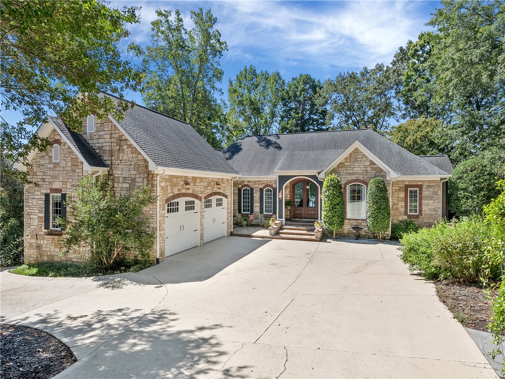 149 Pinnacle Pointe
