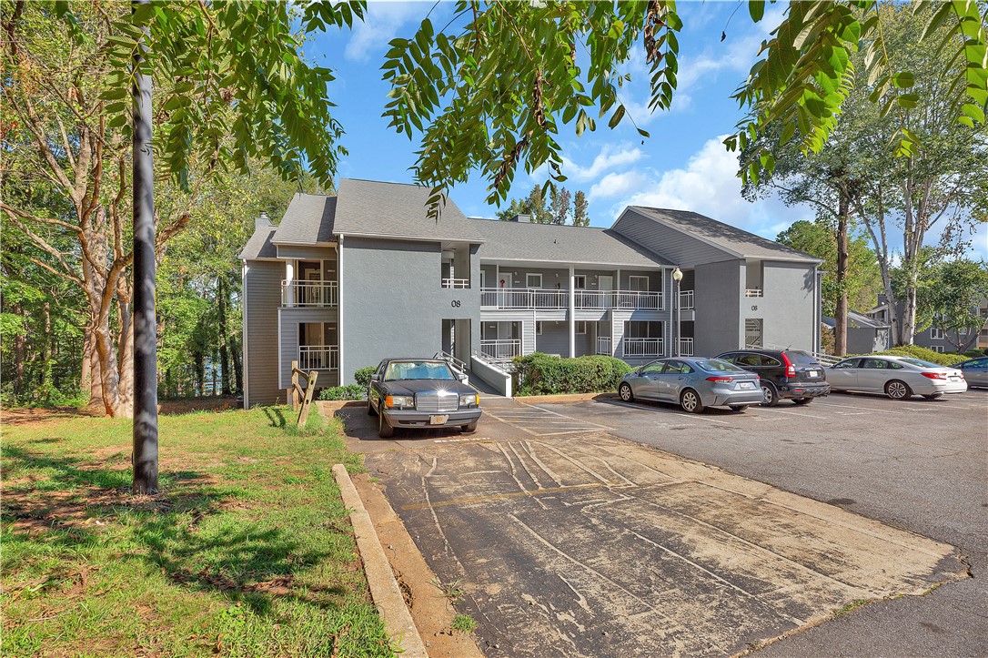 805 Northlake Drive