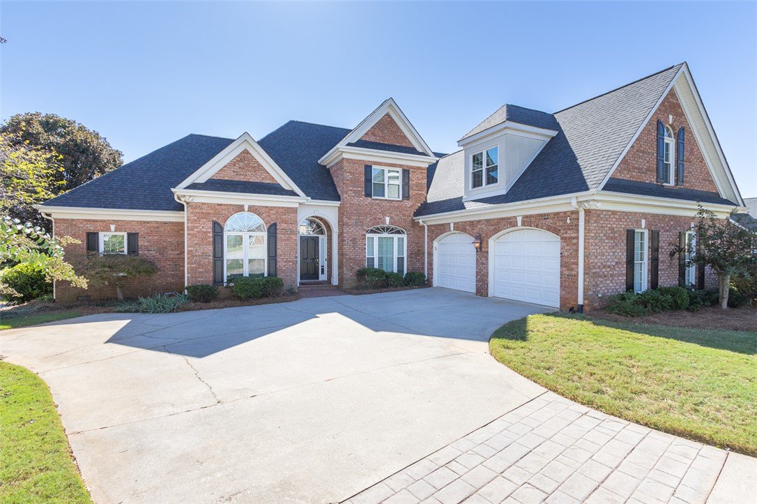 121 Parkside Drive