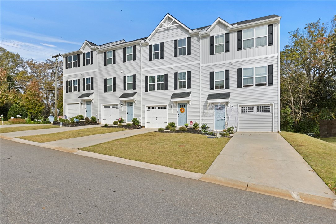 107 Brooklane Court