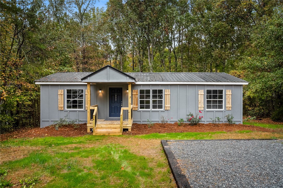 222 Forest Lane