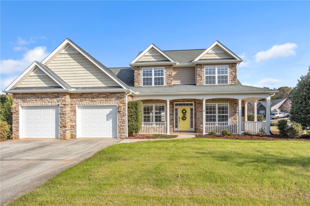 2 Admiral Court
