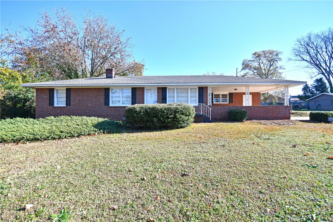 3014 Manchester Circle