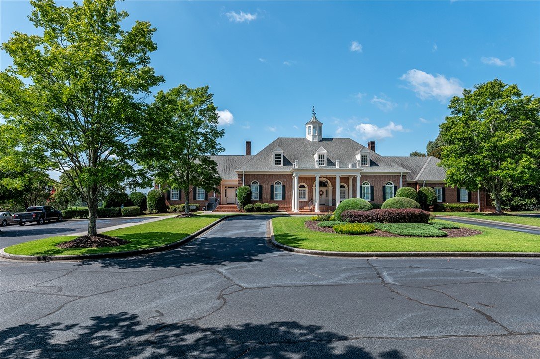 3105 Chatham Drive