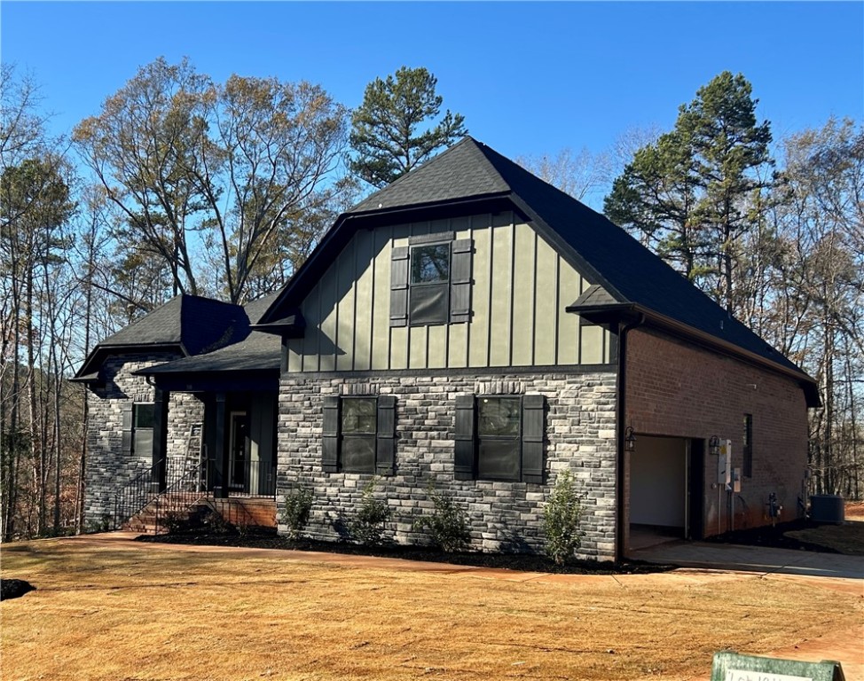 500 Copperhead Hill