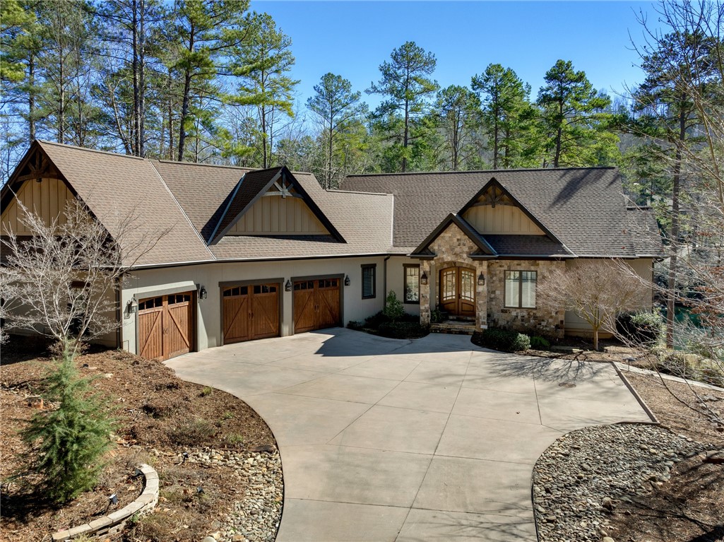800 Mirror Lake Court
