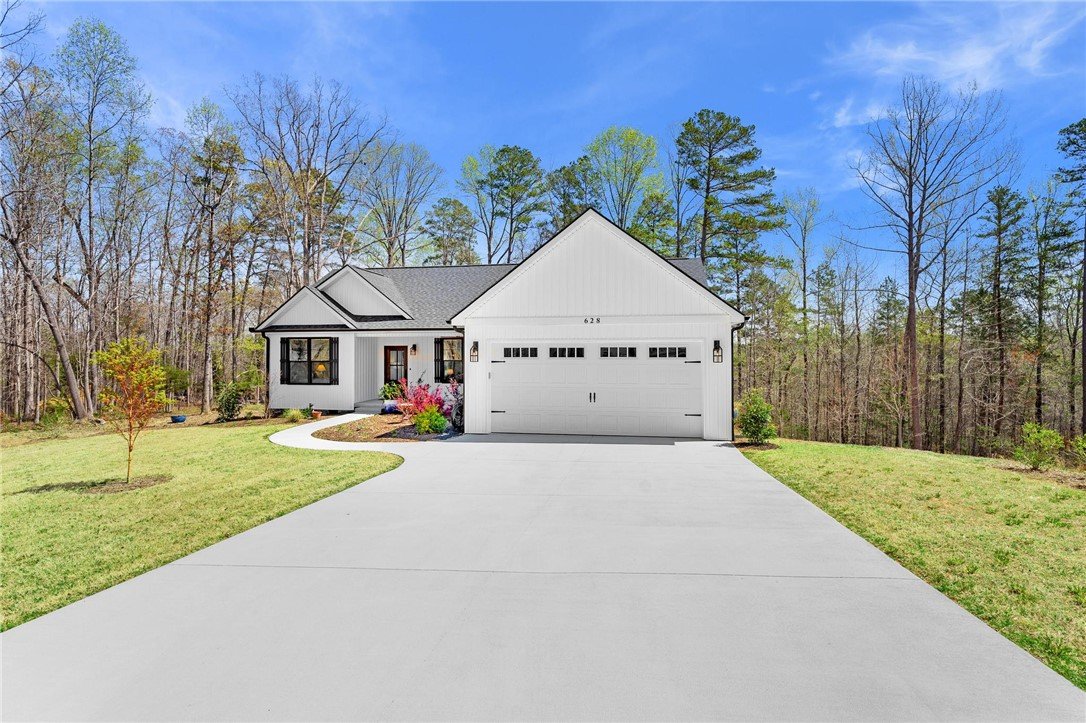 628 Lynnhaven Drive