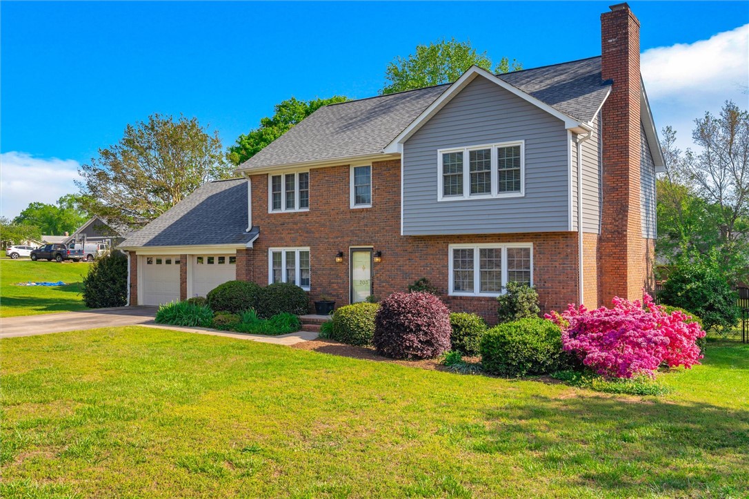 203 Huntington Road