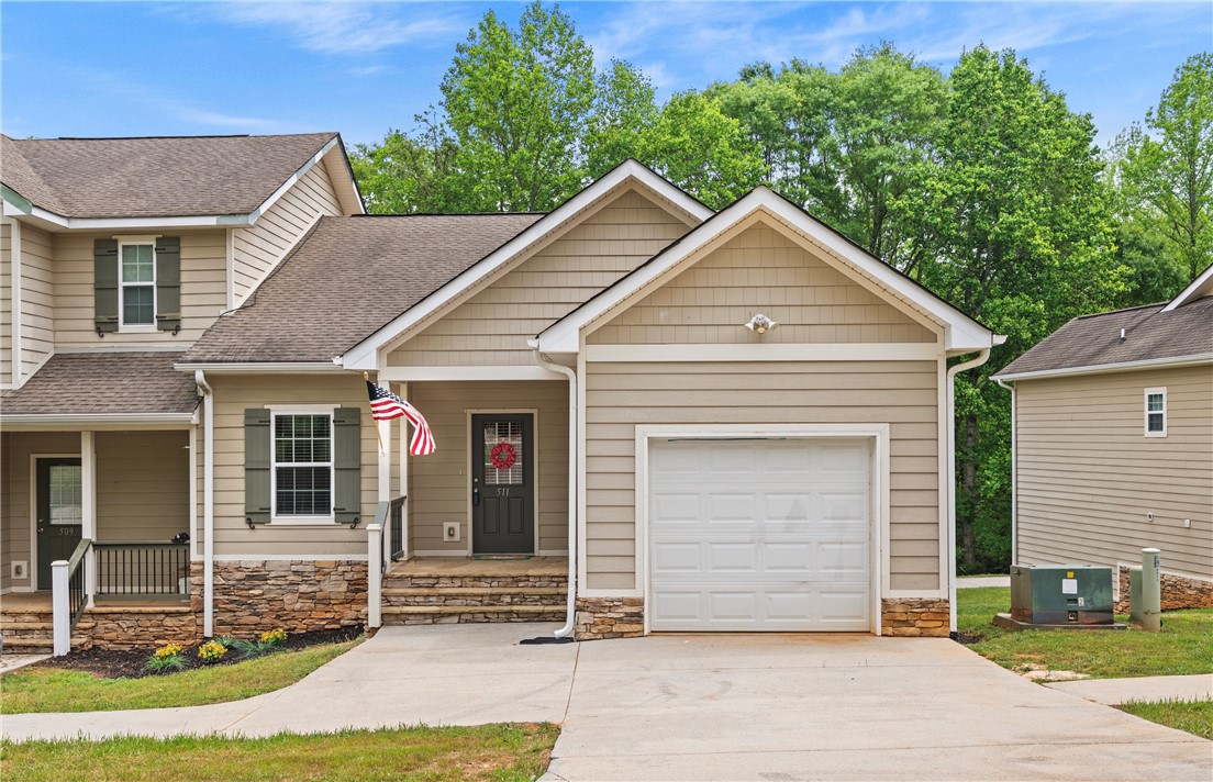 511 E Perkins Creek Road