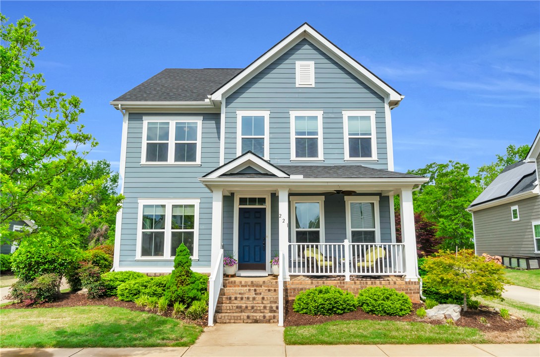 221 Algonquin Trail