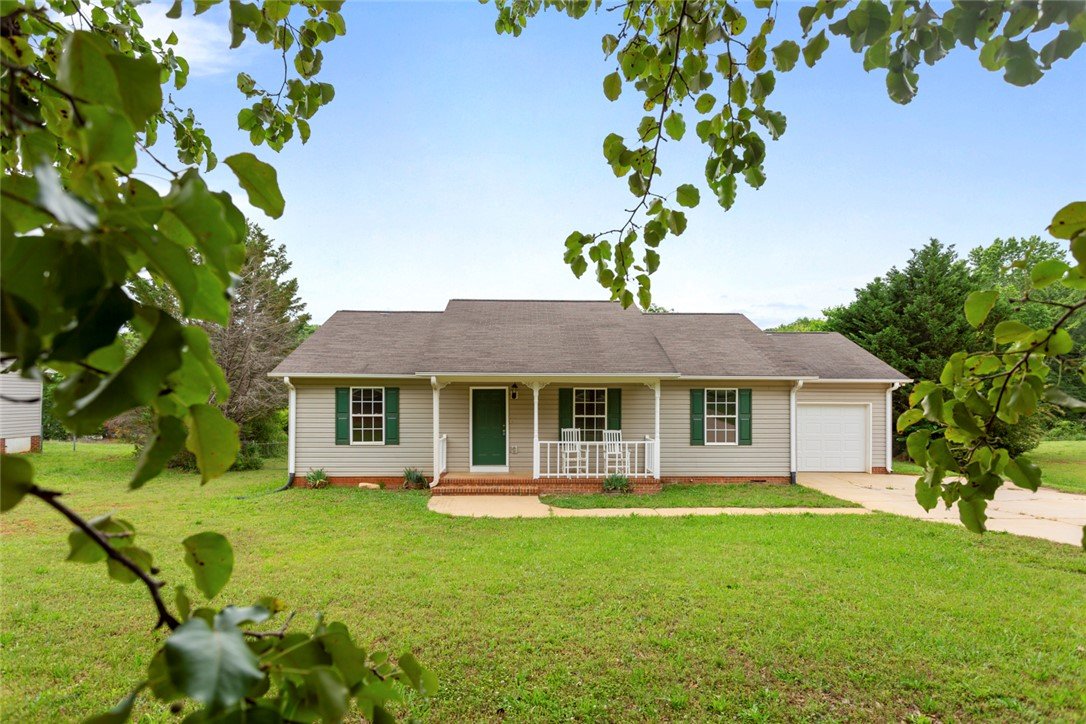 228 Bridgeview Drive