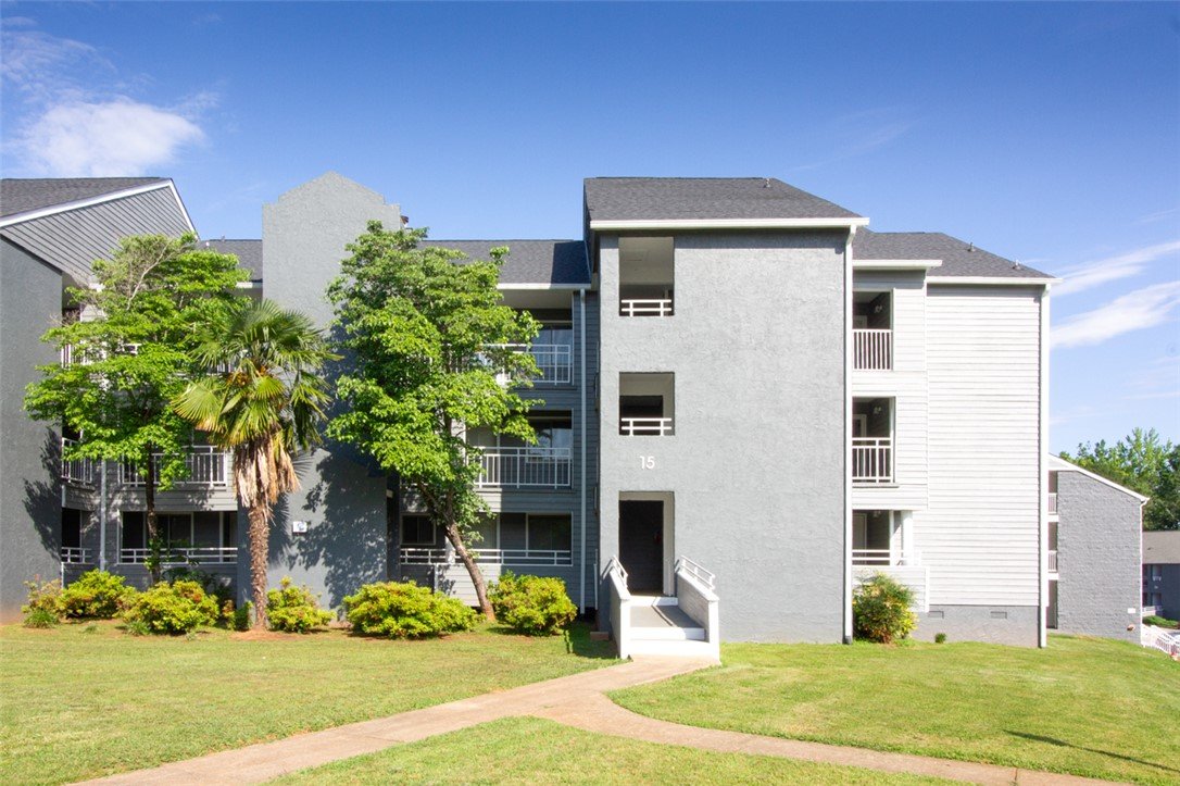 1507 Northlake Drive 15-G 111