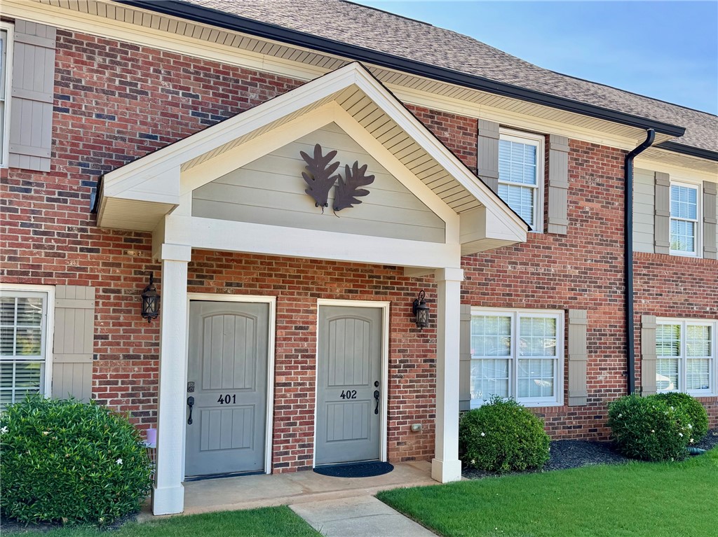 209 Calhoun Street 402