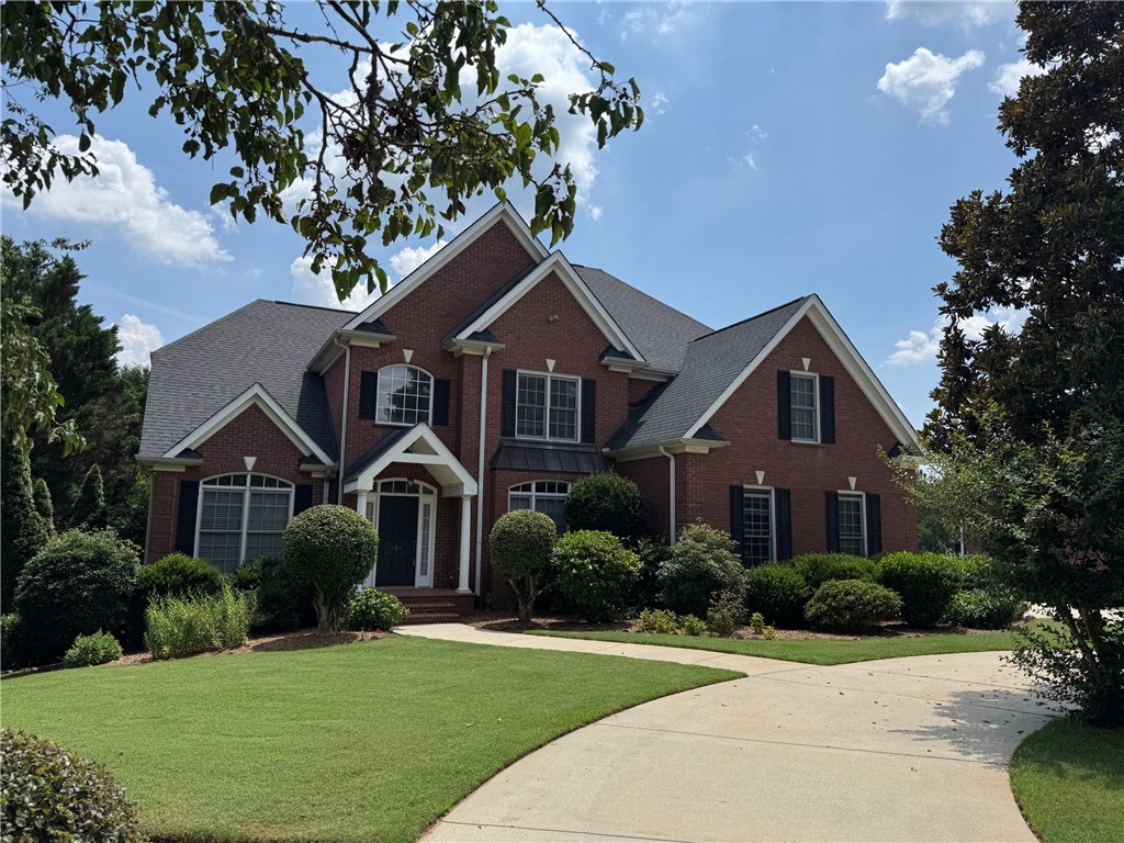 104 Knollwood Drive