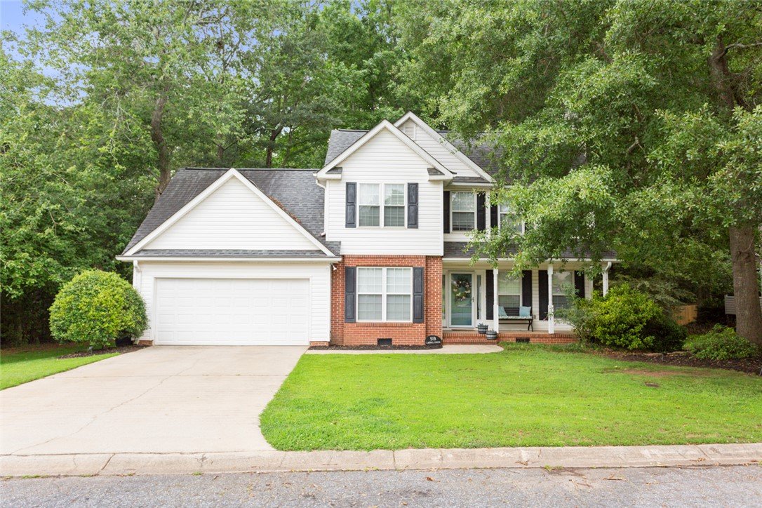 519 Laurel Creek