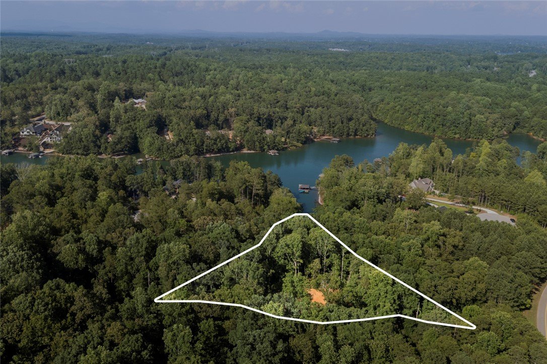 6004 Glassy Water Way