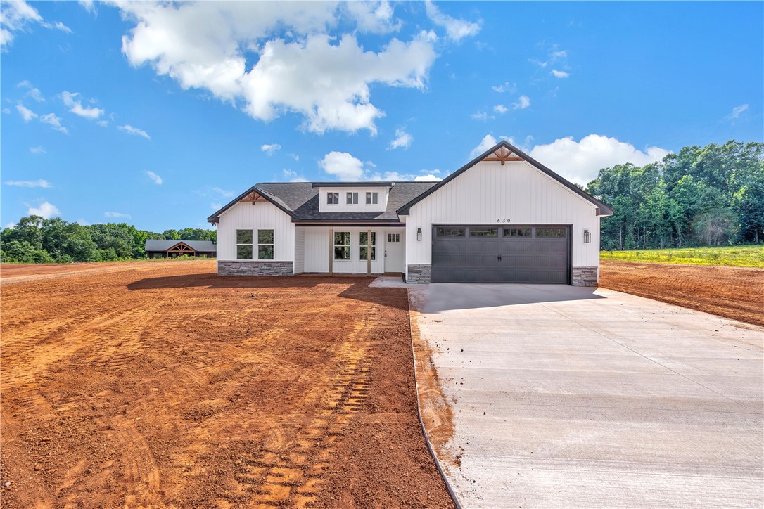 103 Leon Drive