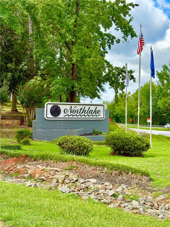 203 Northlake Drive