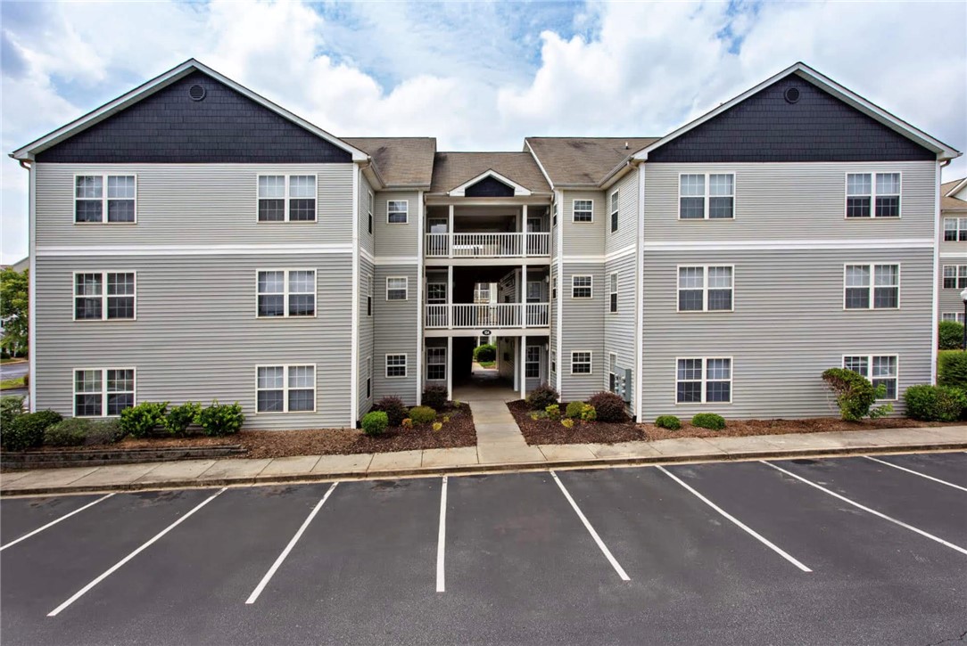 186 University Village Drive G
