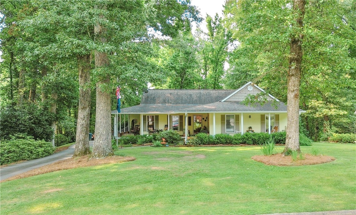 126 Coachman Drive