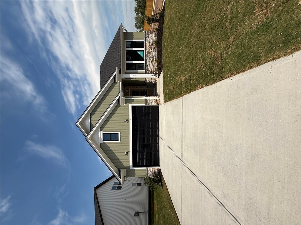 125 Tiger Lily Drive