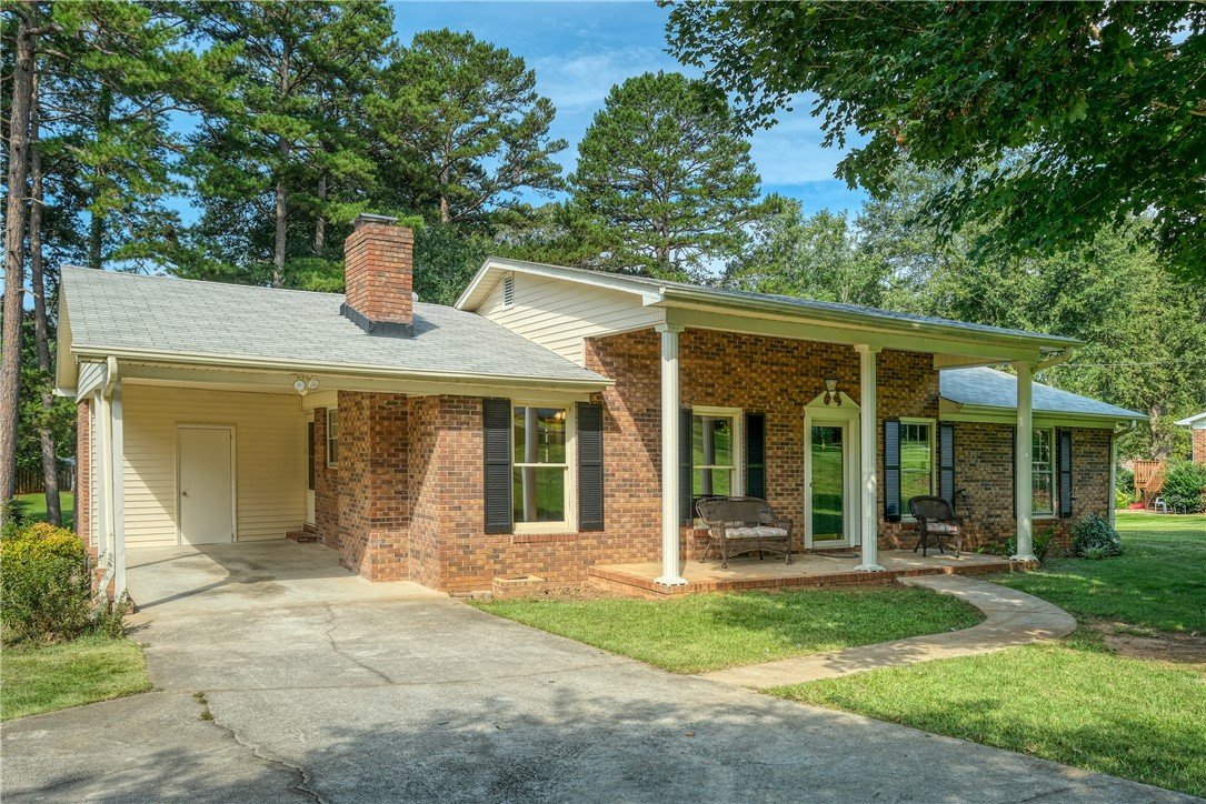 116 Rockmont Drive