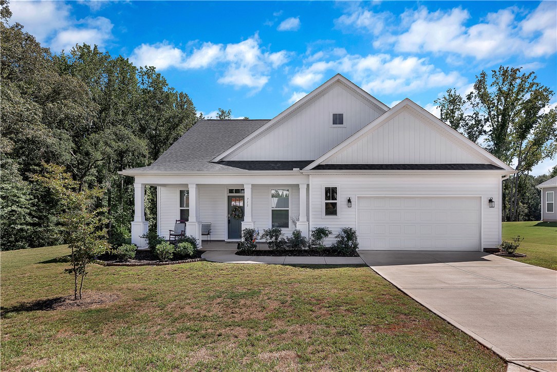 715 Oak Hill Lane
