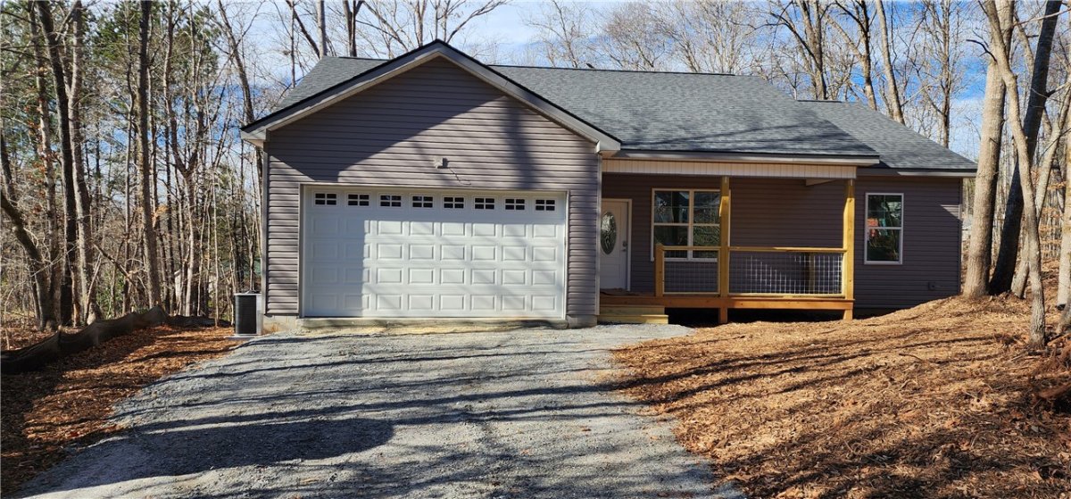 221 Cub Cove Drive