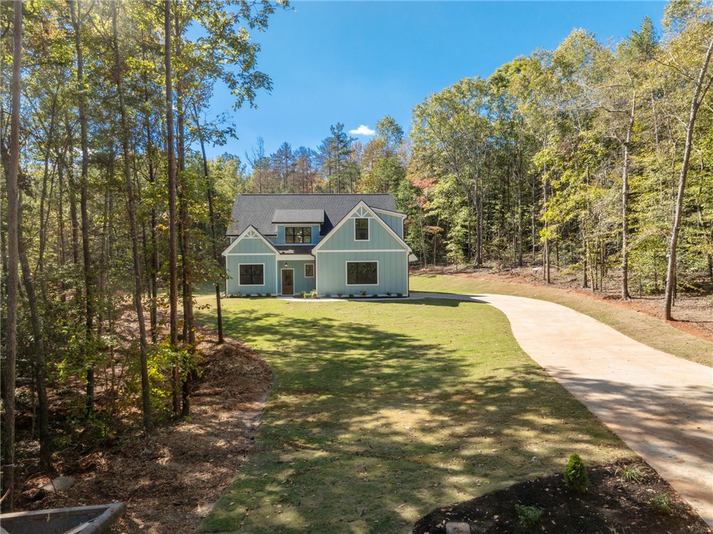 122 Moonlight Drive