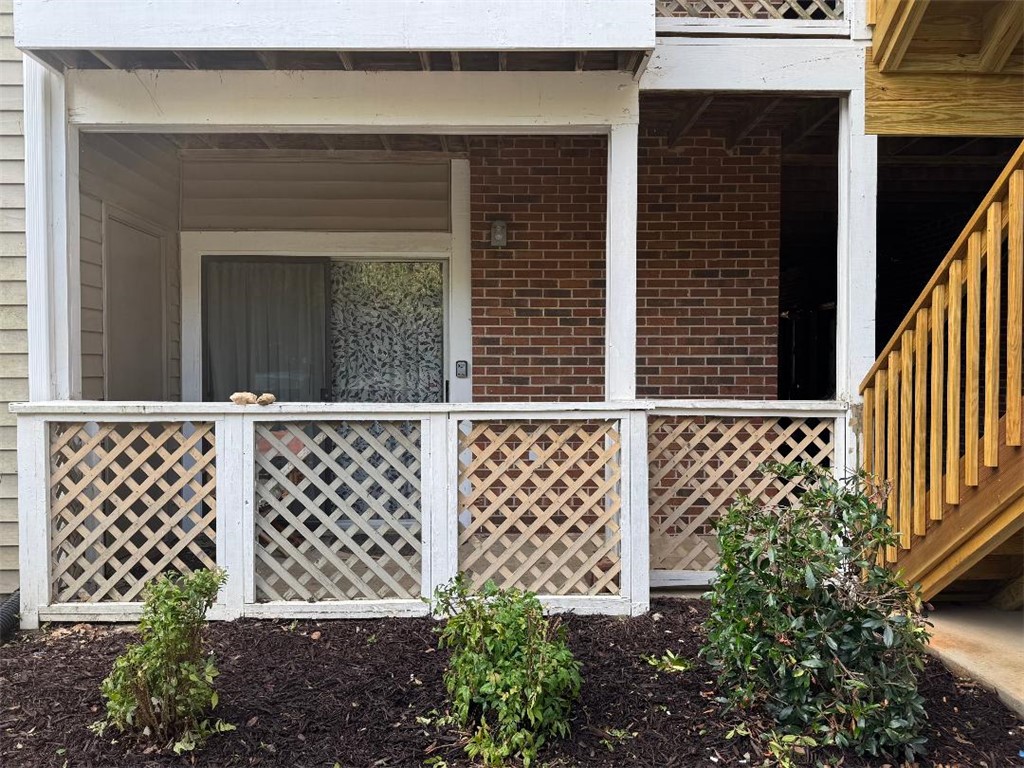220 Elm Street 501